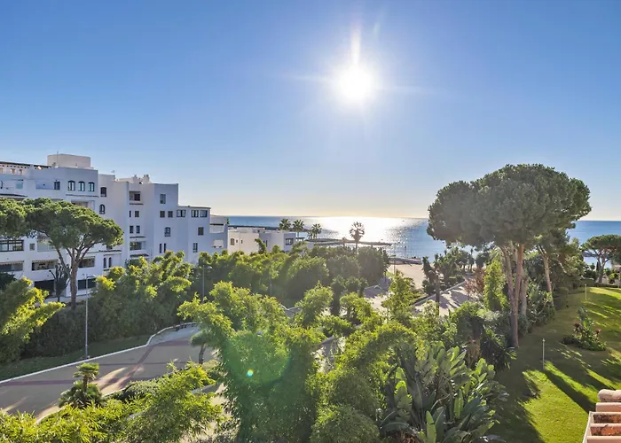 Апартаменты Andalucia Del Mar 3 008